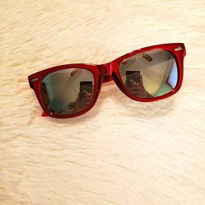 Chromatic Vibrant Red Sunnies!